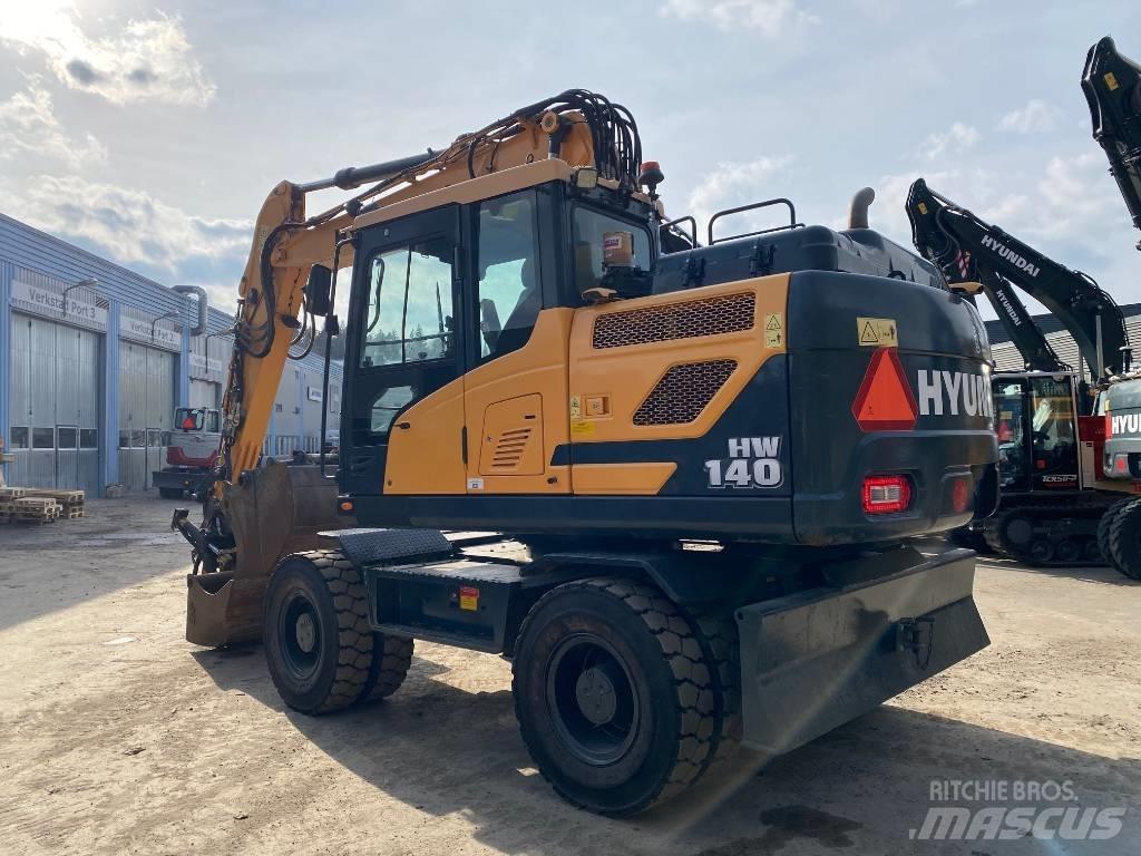 Hyundai HW140W Lastik tekerli ekskavatörler