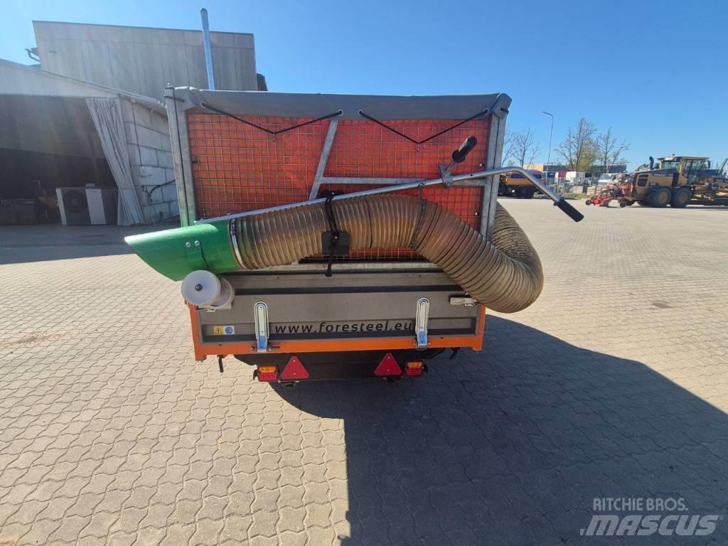 Foresteel F2200 Kompakt traktör aksesuarları