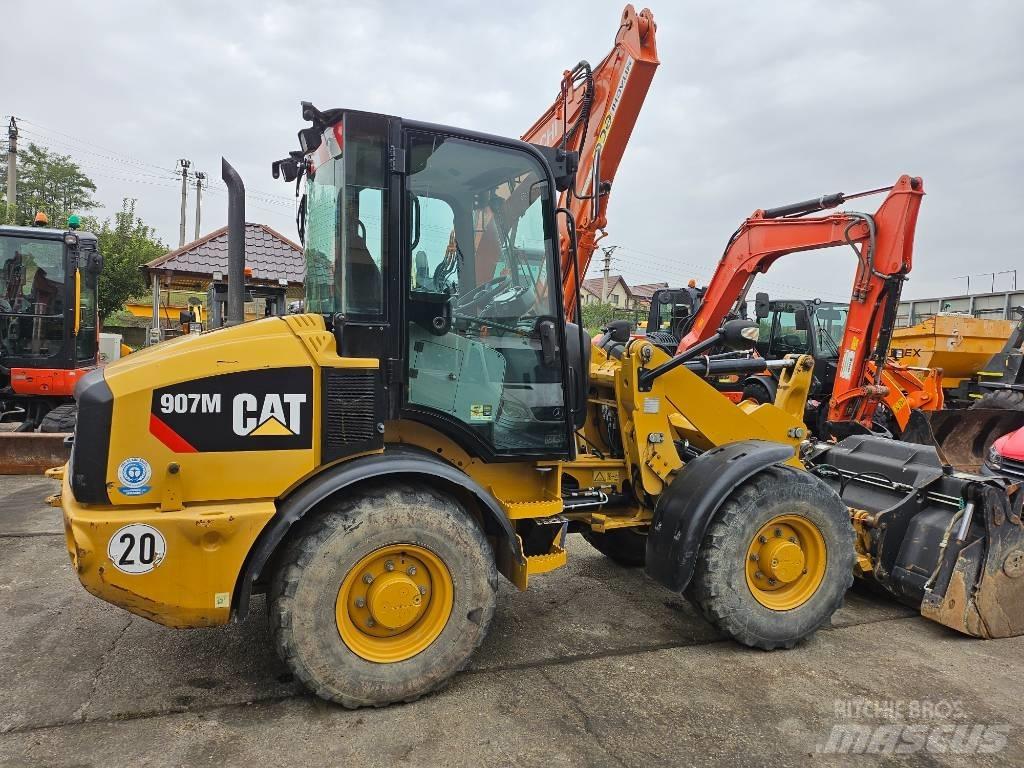 CAT 907M Tekerlekli yükleyiciler