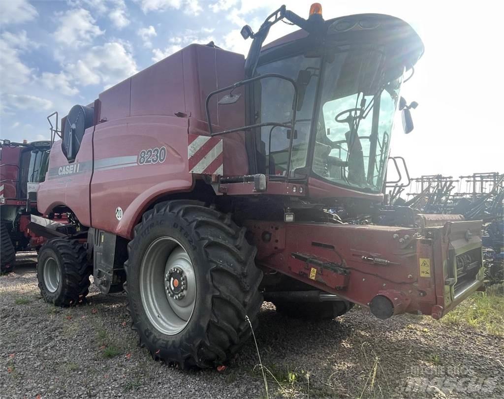 Case IH 8230 AF Biçerdöverler