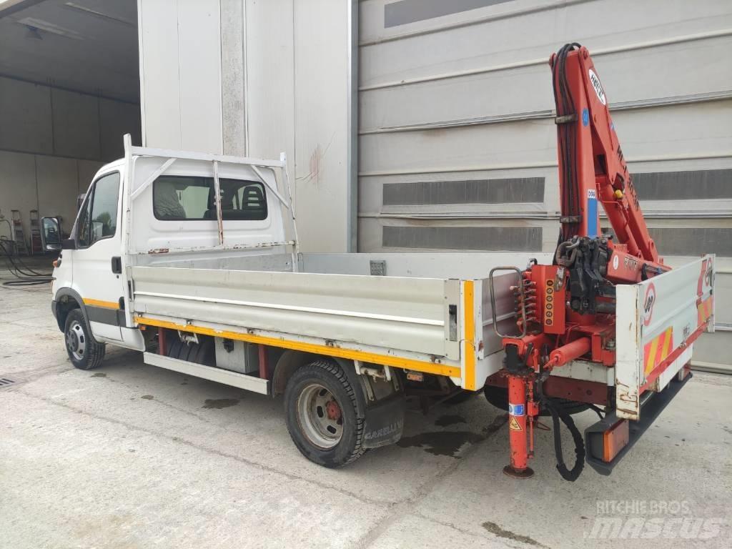 Iveco 50C 15 Kapali kasa kamyonetler