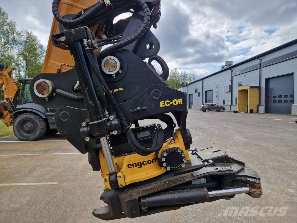CASE CX 245 D SR LC Paletli ekskavatörler