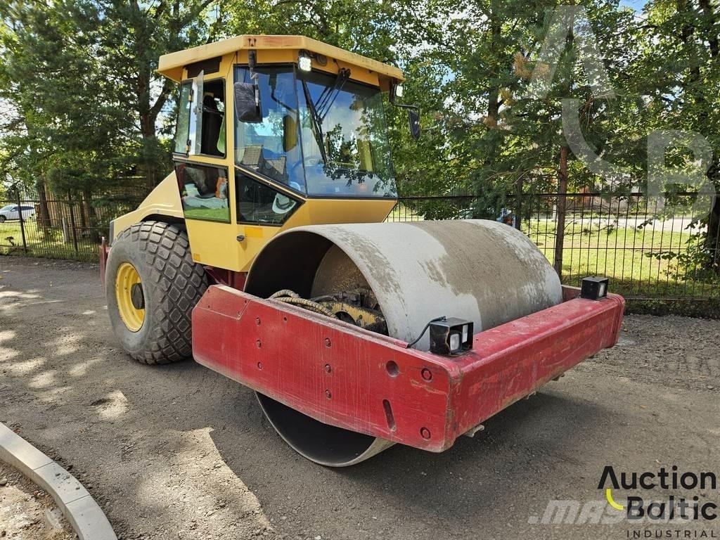 Dynapac CA 302 D Tek tamburlu silindirler