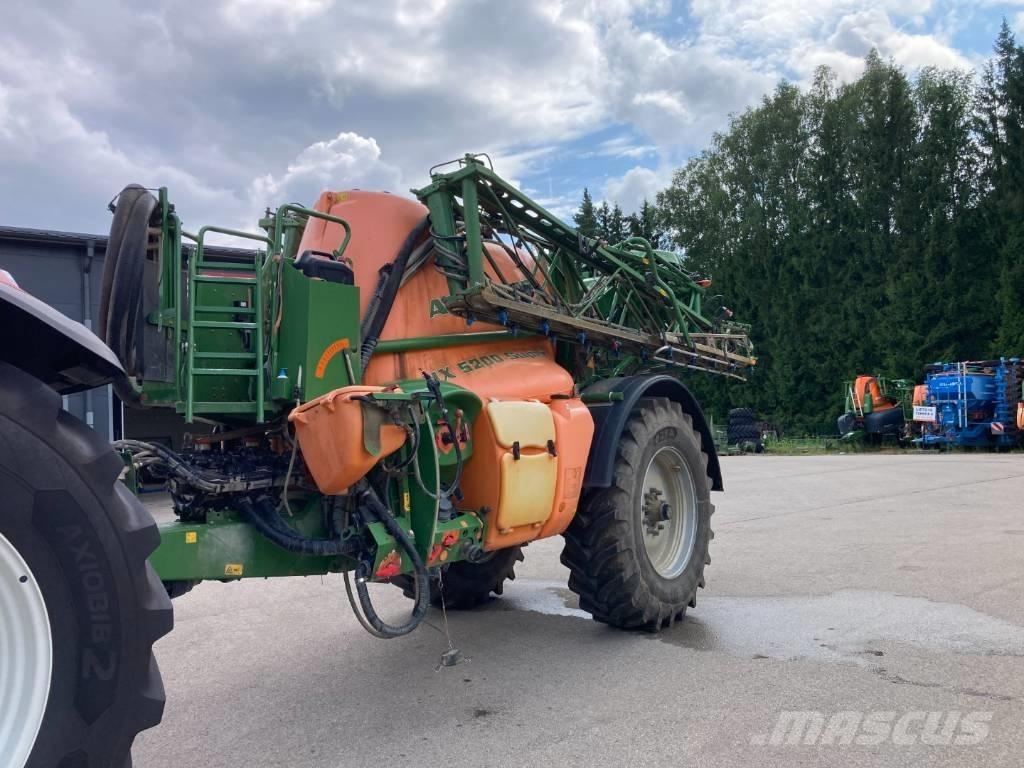 Amazone UX 5200 , 24 M Çekilir pülverizatörler