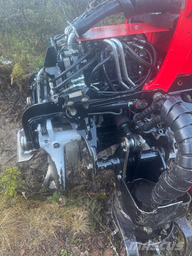 Komatsu 931 XC Biçerdöverler