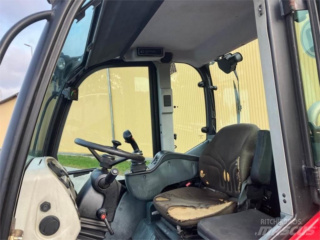 Schäffer 9610T Tarimsal teleskopik yükleyiciler