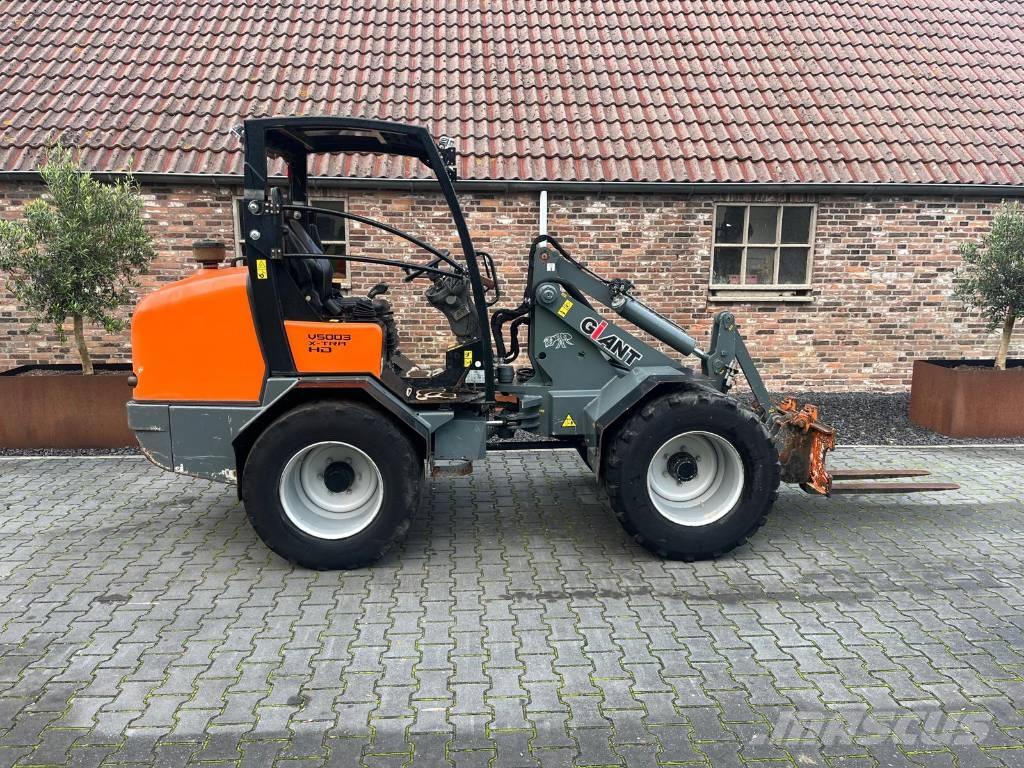GiANT V5003 X-tra HD Tekerlekli yükleyiciler