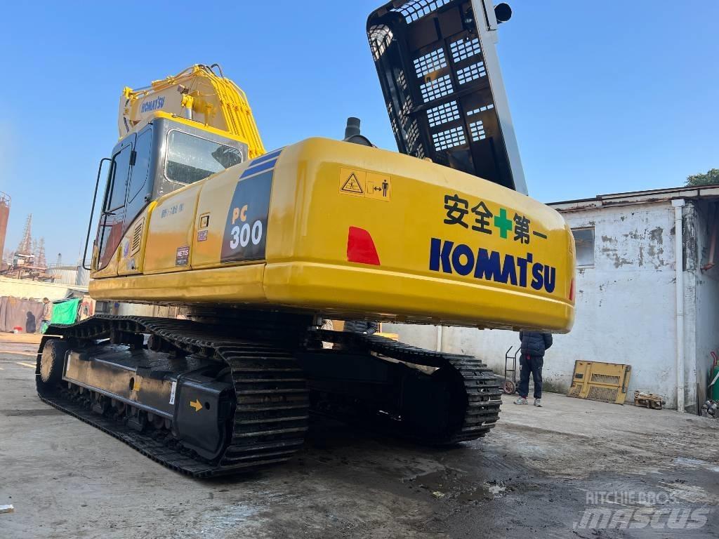 Komatsu PC300-7 Paletli ekskavatörler