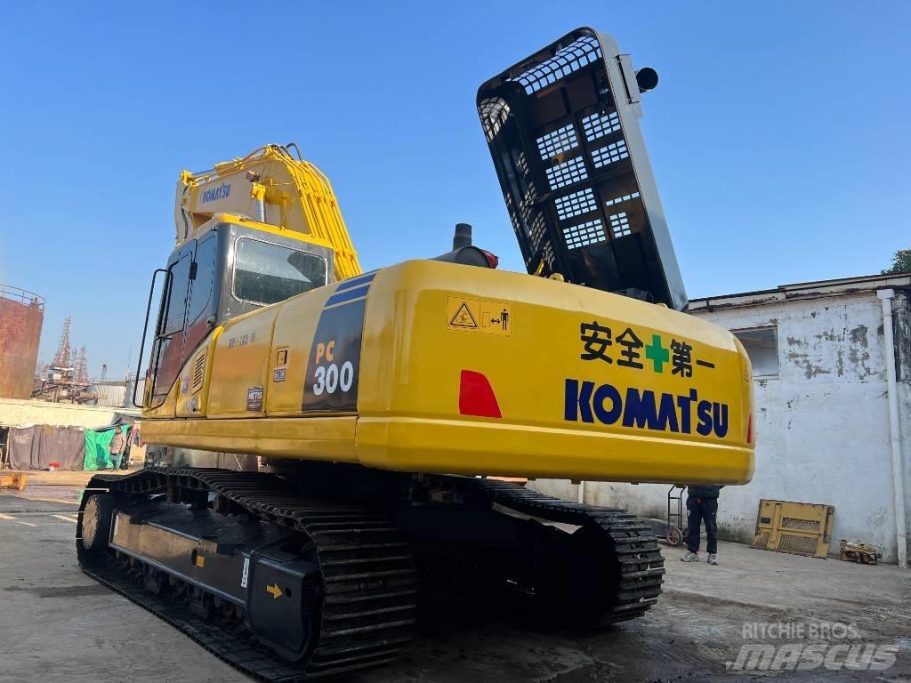 Komatsu PC300-7 Paletli ekskavatörler