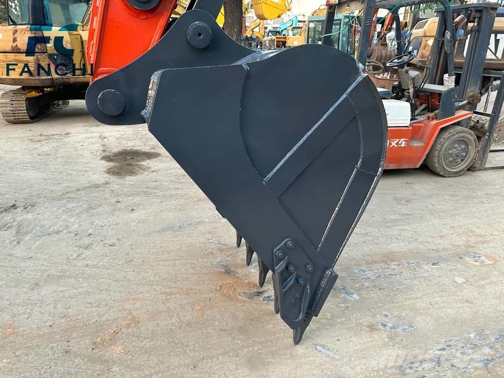 Doosan DX 225 LC Paletli ekskavatörler