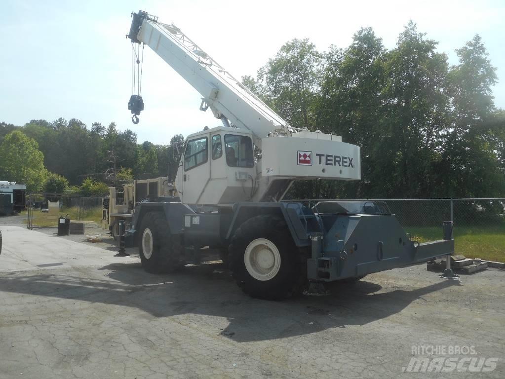 Terex RT 335 Yol-Arazi Tipi Vinçler (AT)