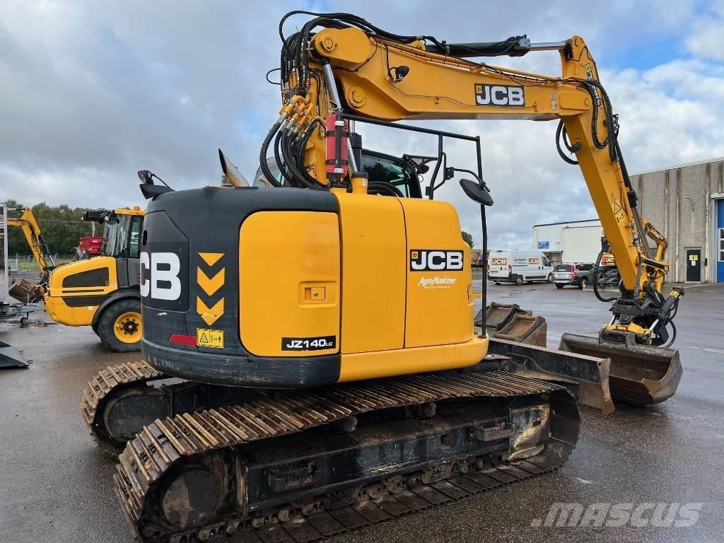 JCB JZ 140 LC Paletli ekskavatörler