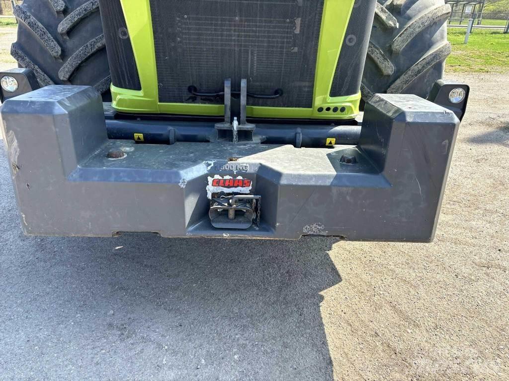 CLAAS Xerion 5000 Traktörler