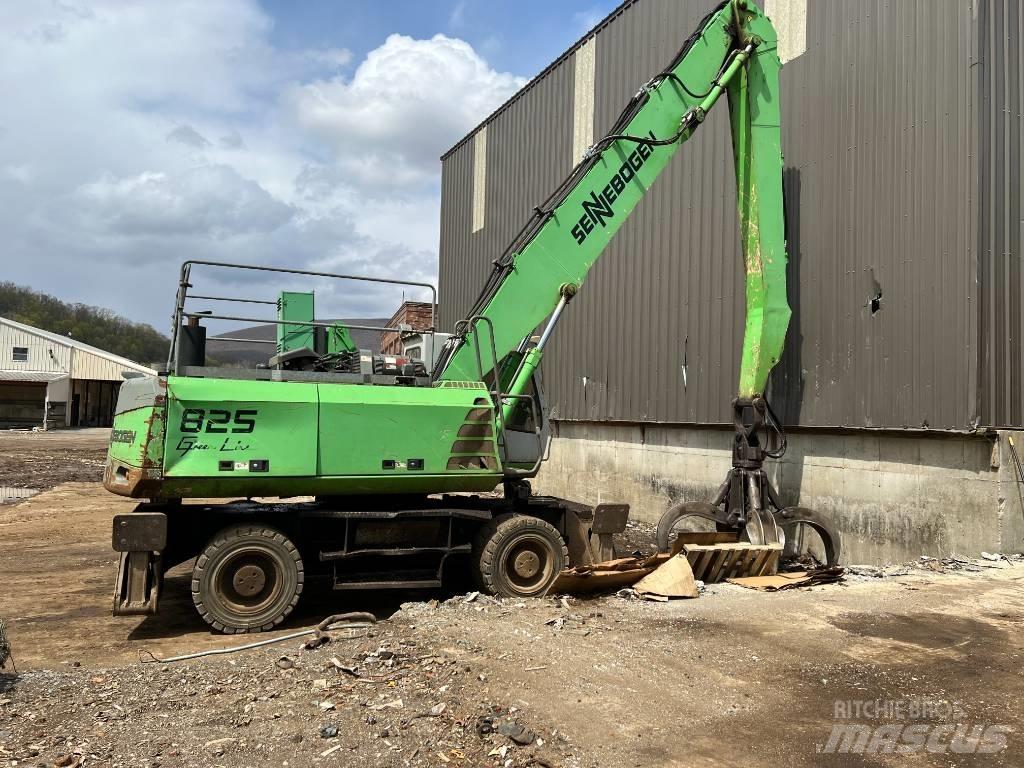 Sennebogen 825 Atık taşıma araçları