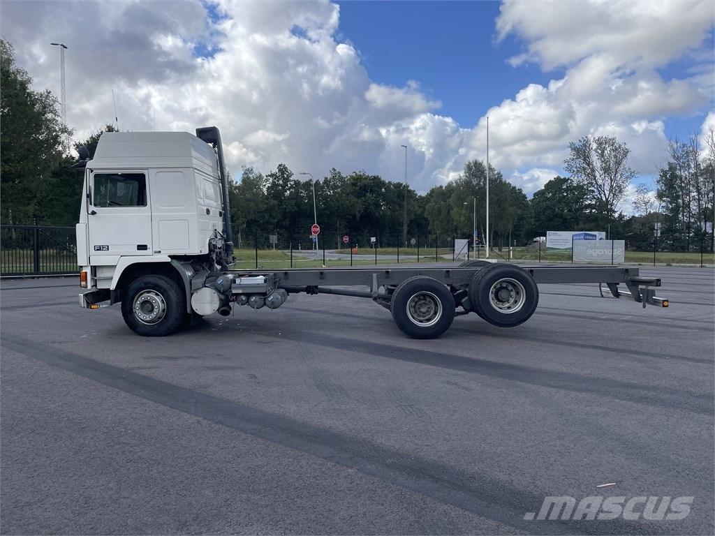 Volvo F 12 Çekiciler