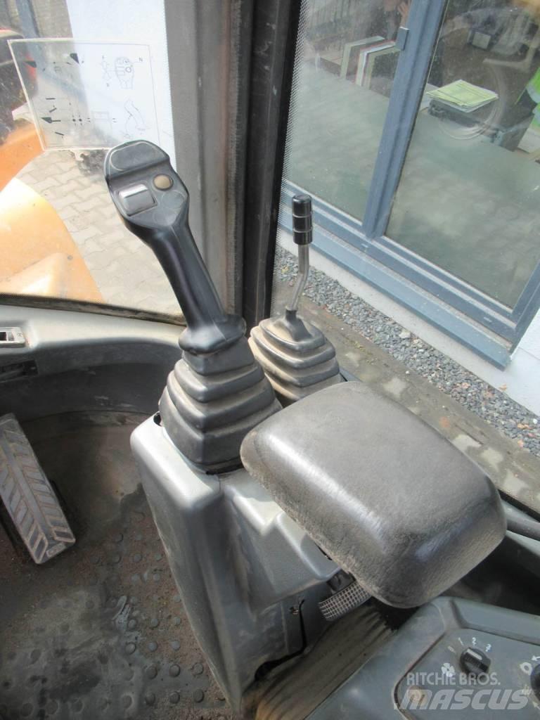 Volvo L 30 B Tekerlekli yükleyiciler