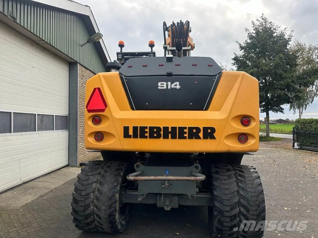Liebherr A914 Lastik tekerli ekskavatörler