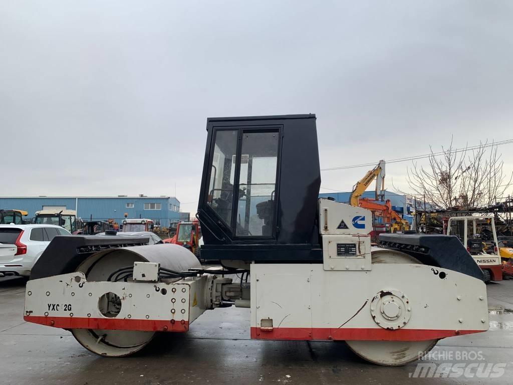 Lutong LTC12G Çift tamburlu silindirler