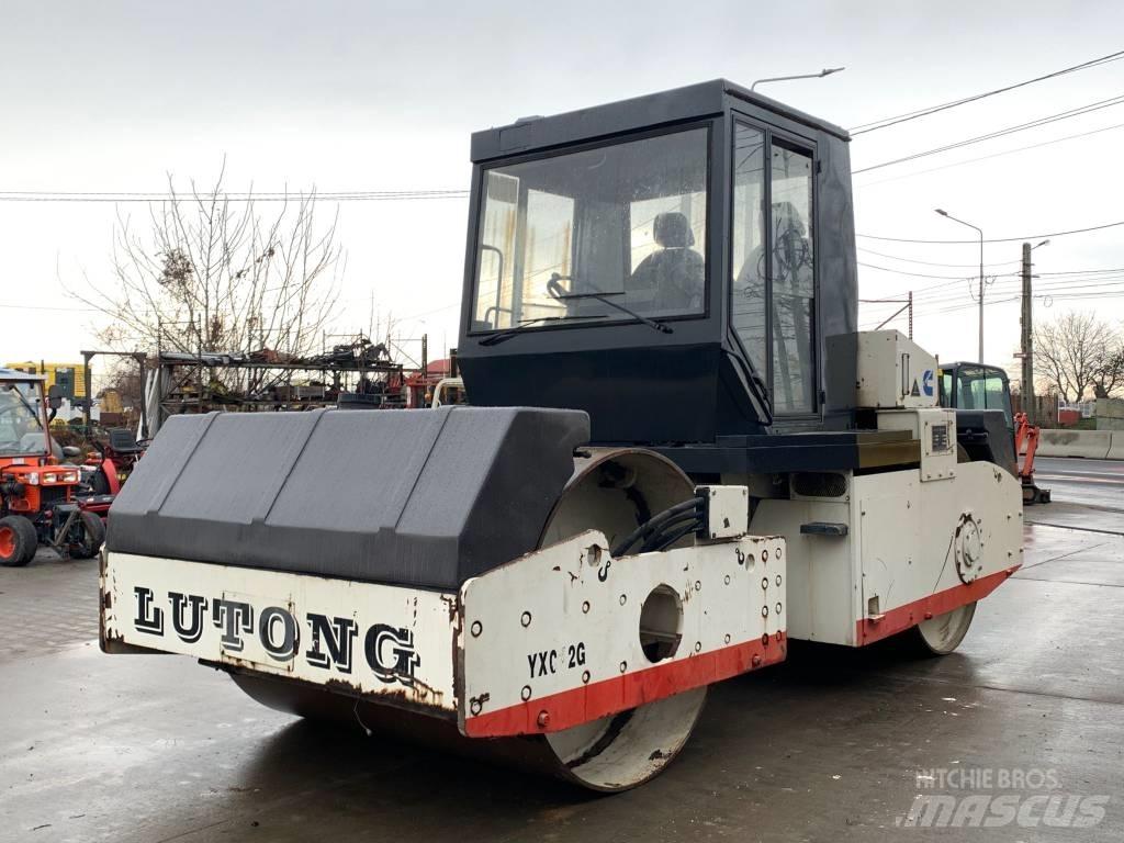 Lutong LTC12G Çift tamburlu silindirler