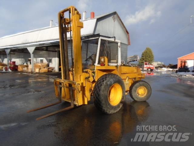 JCB 930-4 Körüklü personel platformları