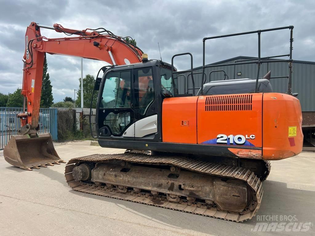 Hitachi ZX 210 LC-6 Paletli ekskavatörler