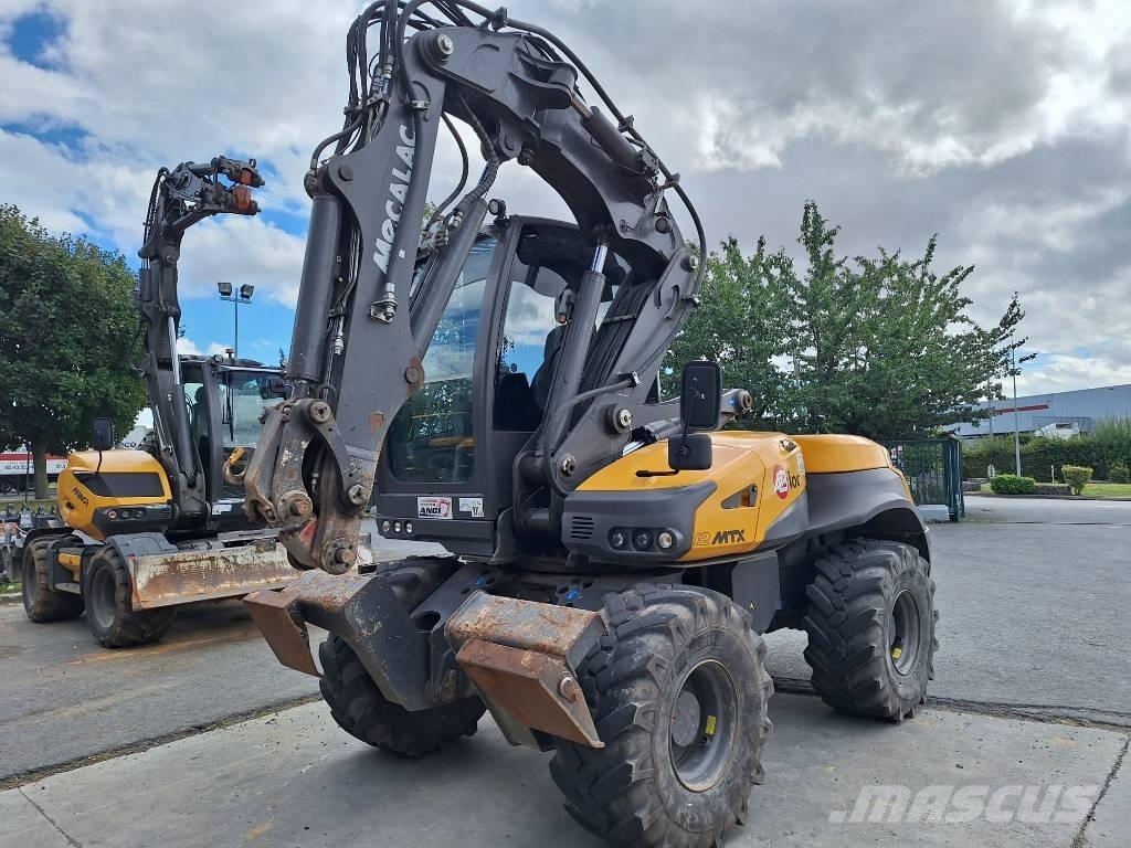 Mecalac 12 MTX Lastik tekerli ekskavatörler