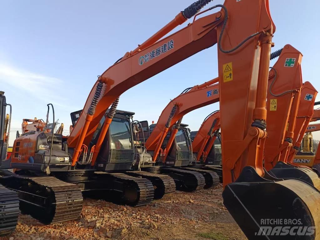 Hitachi ZX210 Paletli ekskavatörler