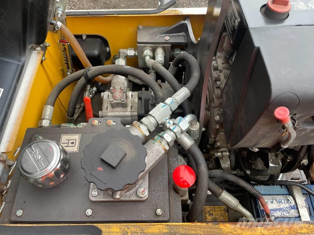 Mecalac MBR 71 Tek tamburlu silindirler