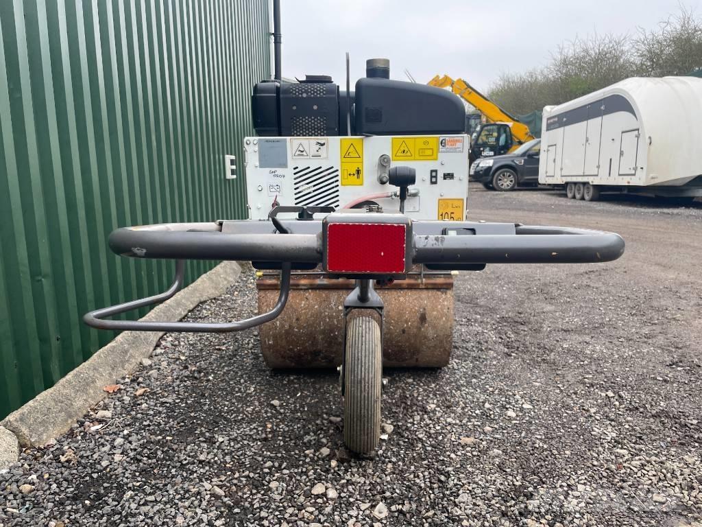 Mecalac MBR 71 Tek tamburlu silindirler