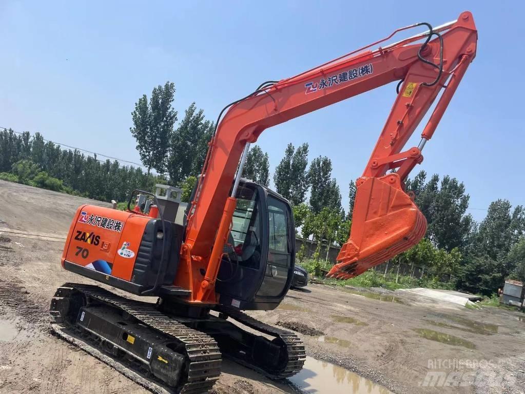 Hitachi ZX70 Paletli ekskavatörler