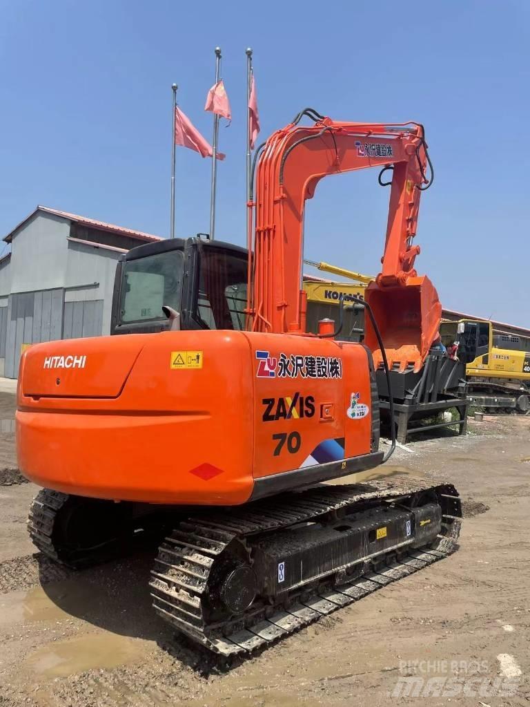 Hitachi ZX70 Paletli ekskavatörler