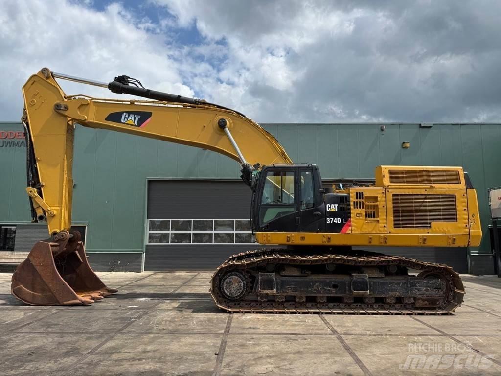 CAT 374DL Paletli ekskavatörler