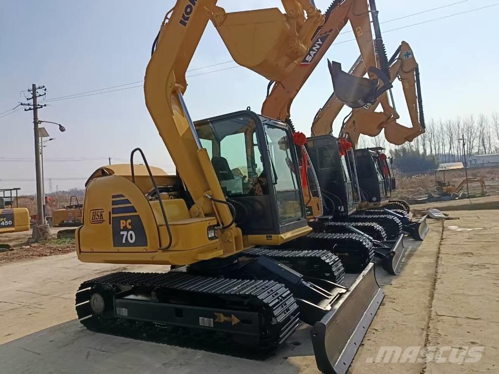 Komatsu PC 70 Paletli ekskavatörler