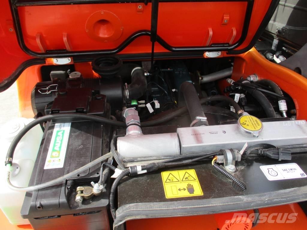 Ausa T144 H X4 (909) Teleskopik yükleyiciler