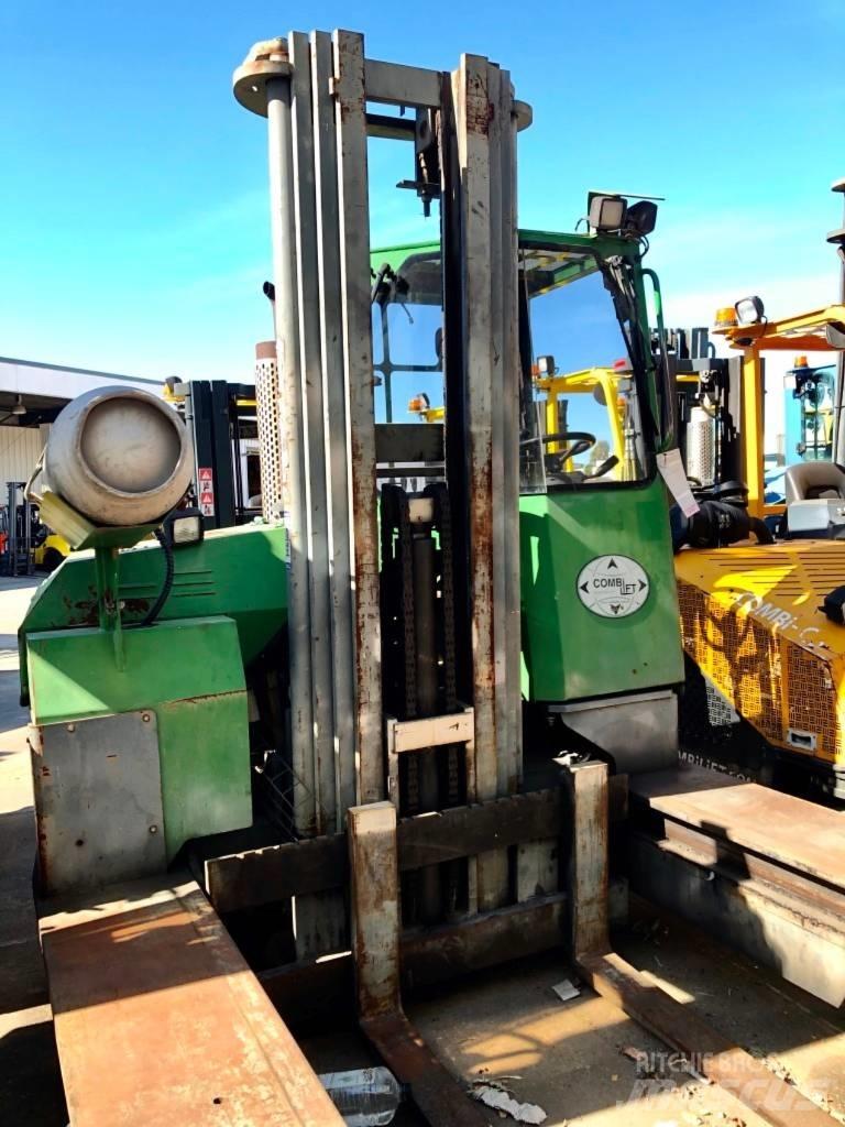 Combilift C4000 Sideloader - dört yönlü forkliftler