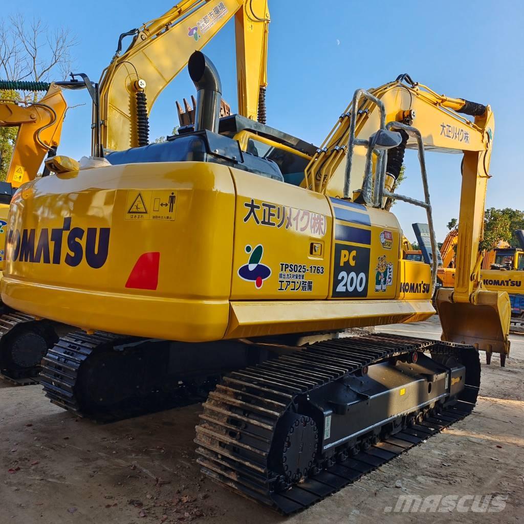 Komatsu PC 200-8 Paletli ekskavatörler