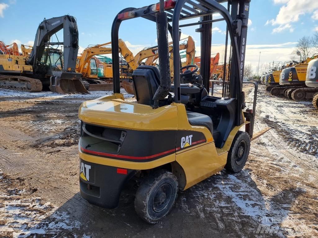 CAT DP 25 N Dizel forkliftler