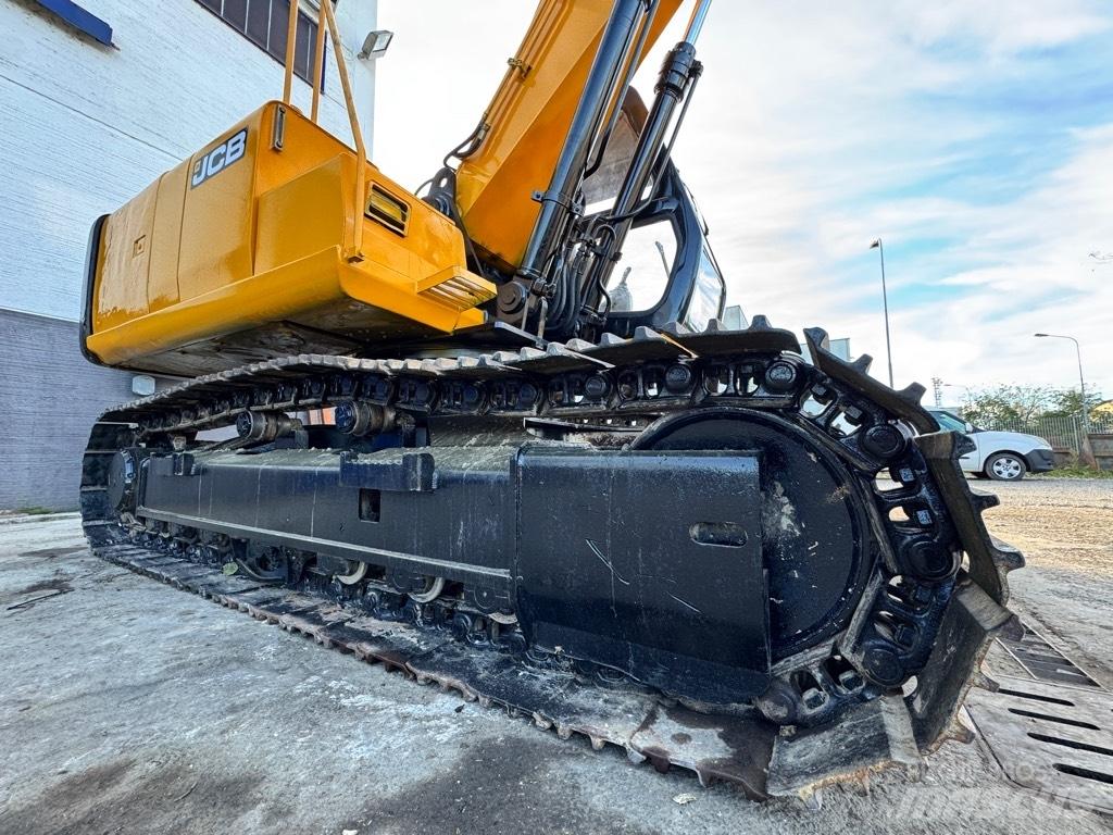 JCB JS 160 LC Paletli ekskavatörler