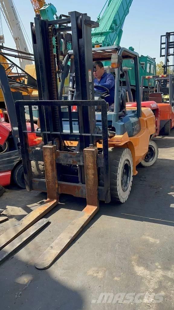 Toyota 5 ton Dizel forkliftler