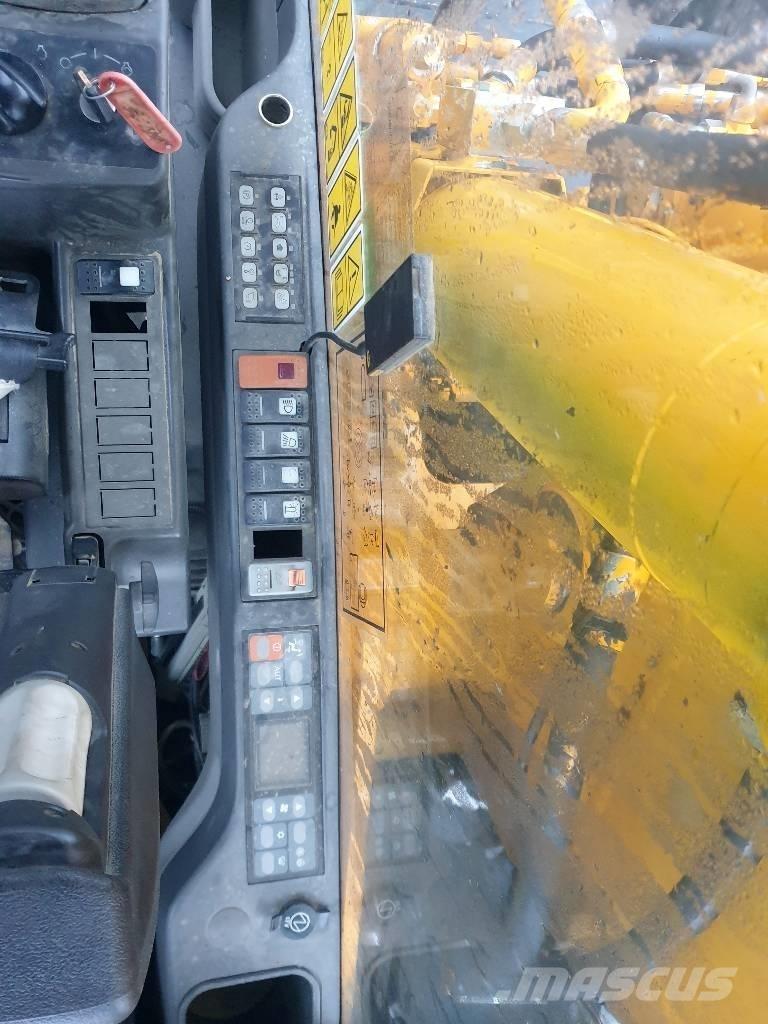 CAT M 316 D Lastik tekerli ekskavatörler