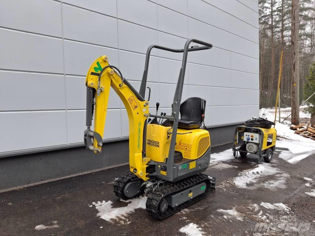 Wacker Neuson 803 Mini ekskavatörler, 7 tona dek