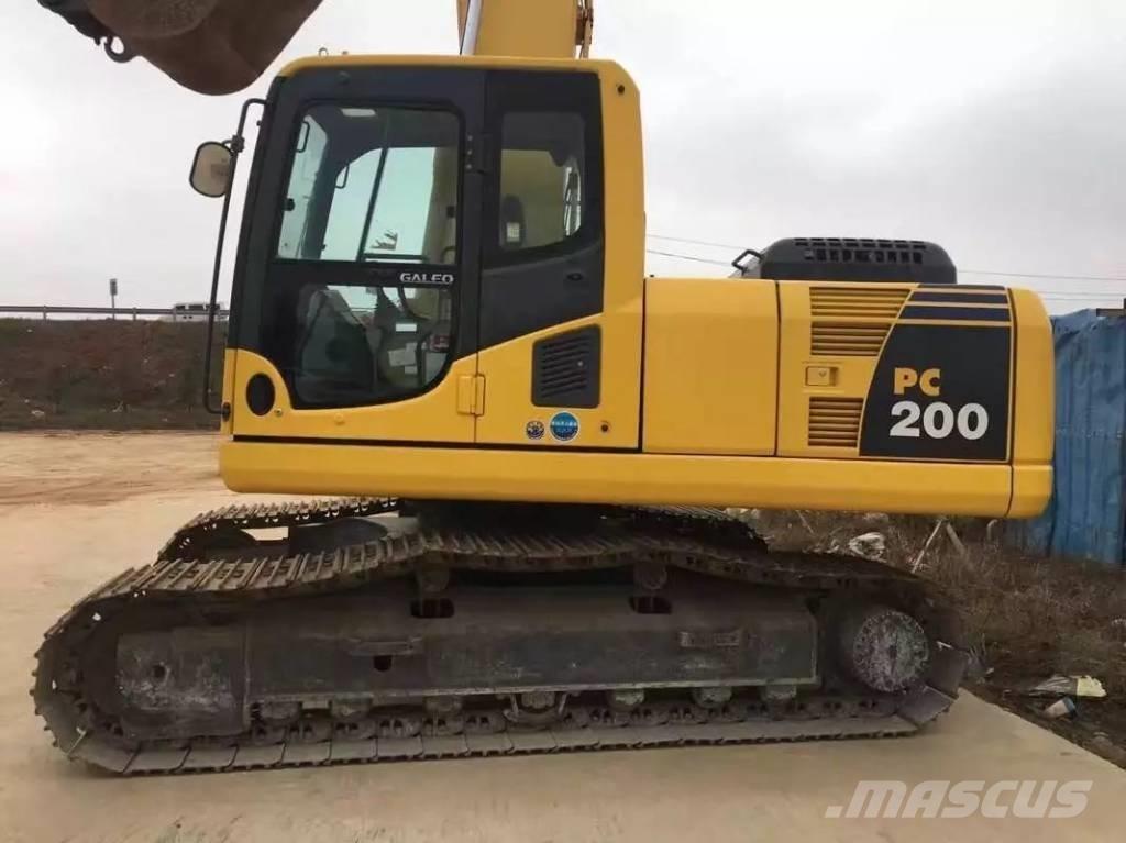 Komatsu pc200-8 Paletli ekskavatörler