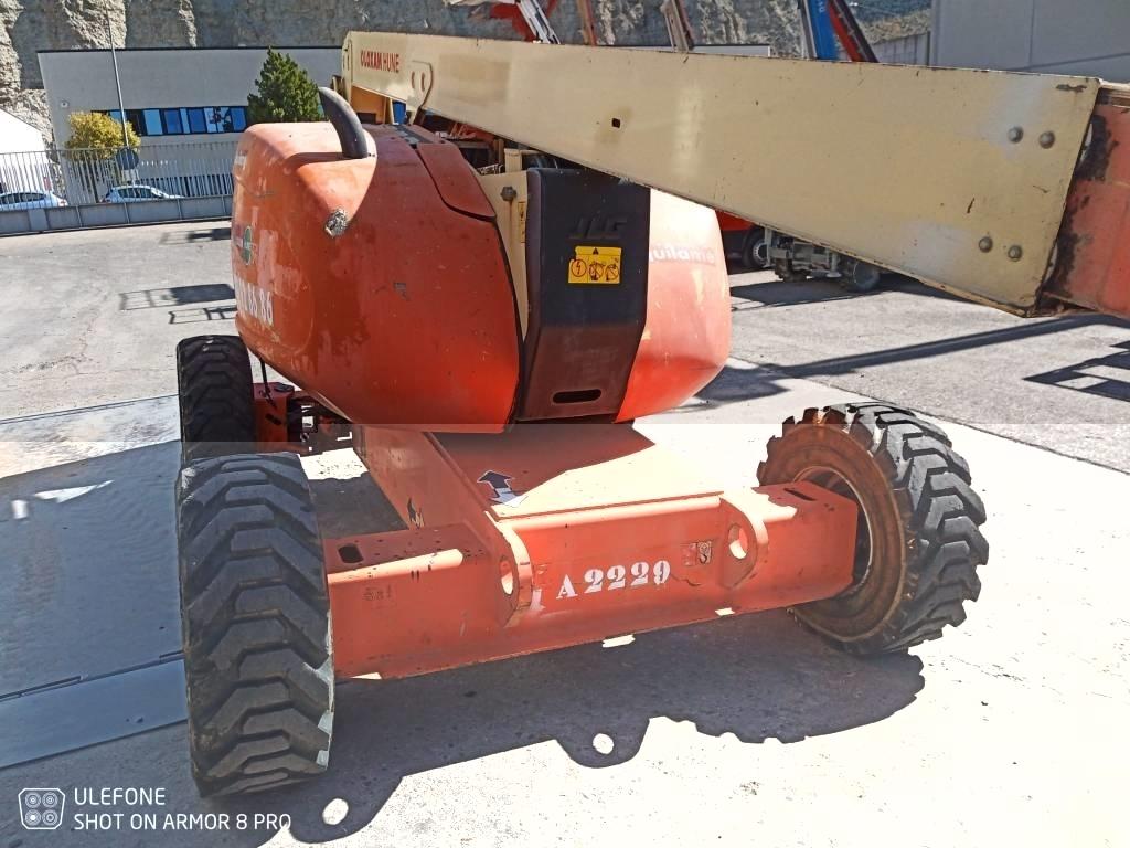 JLG 600 AJ Körüklü personel platformları