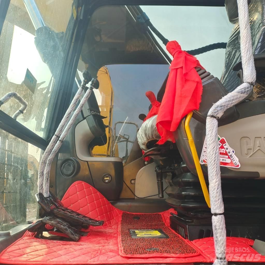 CAT 320D Paletli ekskavatörler