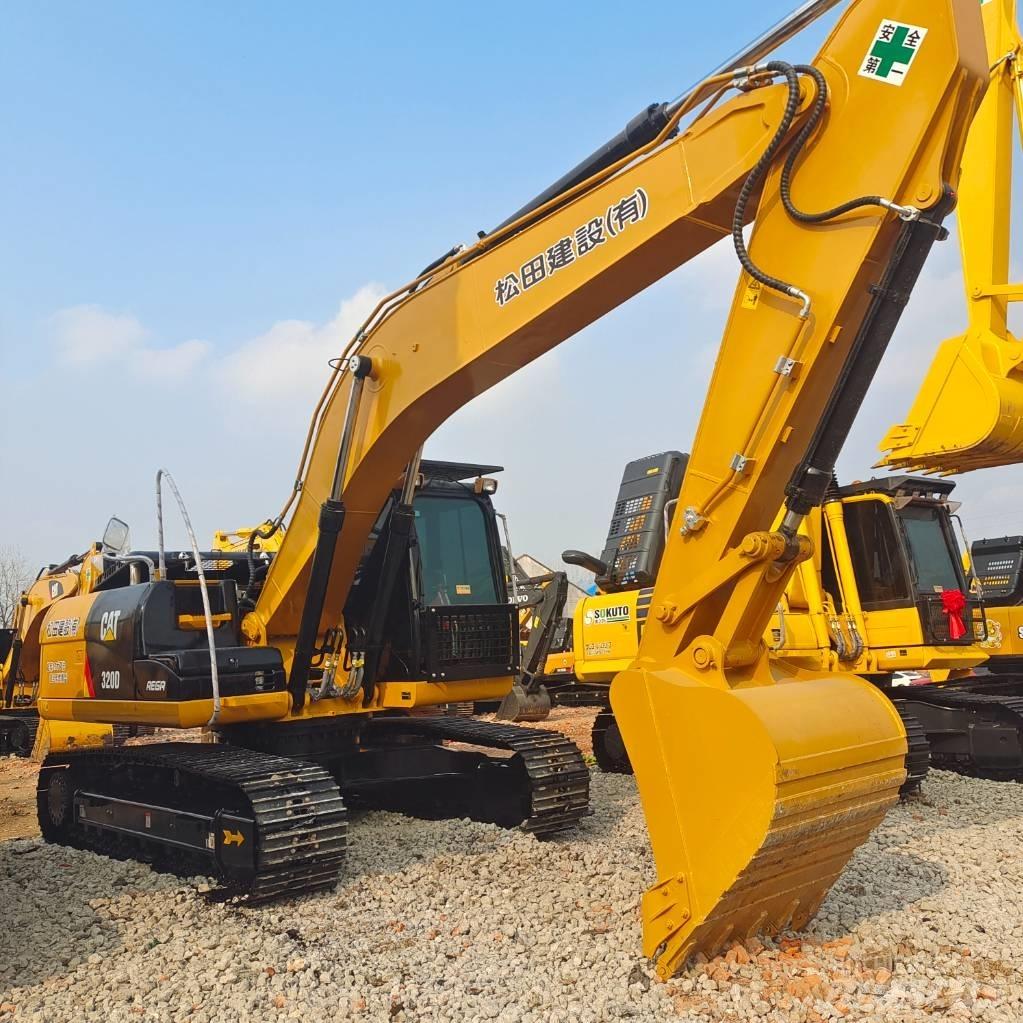 CAT 320D Paletli ekskavatörler