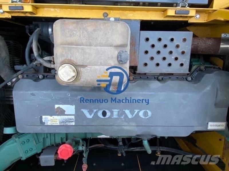 Volvo EC 380 Paletli ekskavatörler