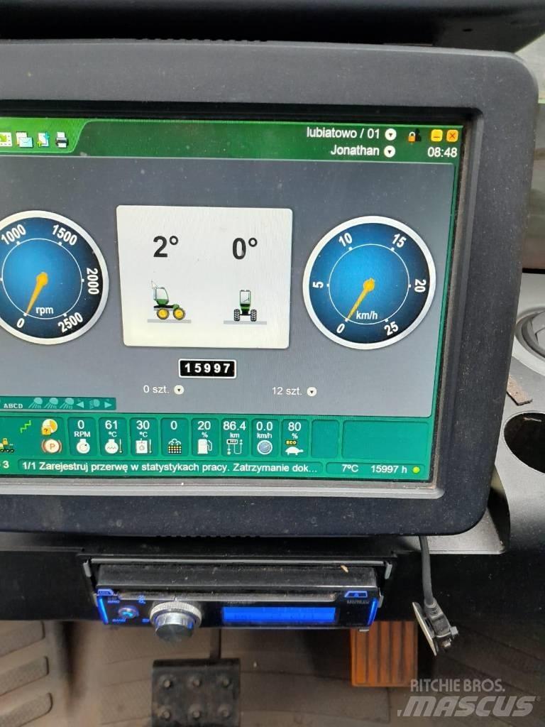 John Deere 1110 E Tomruk yükleyici traktörler