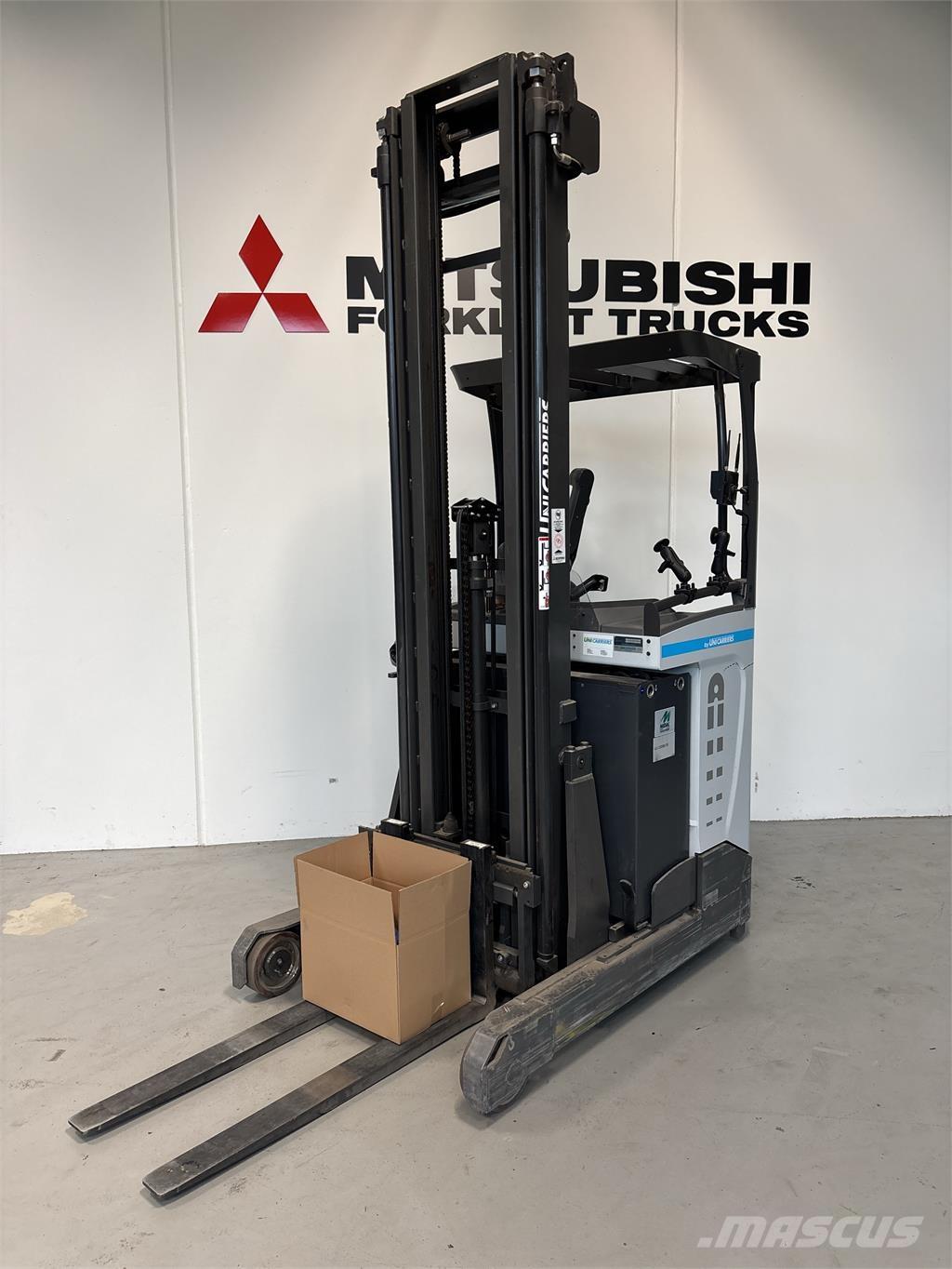 Atlet ULS140 Reach truck - depo içi istif araçları