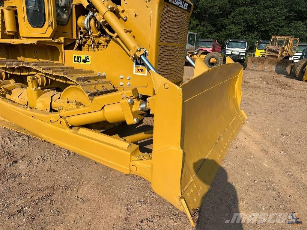 CAT D7G Paletli dozerler