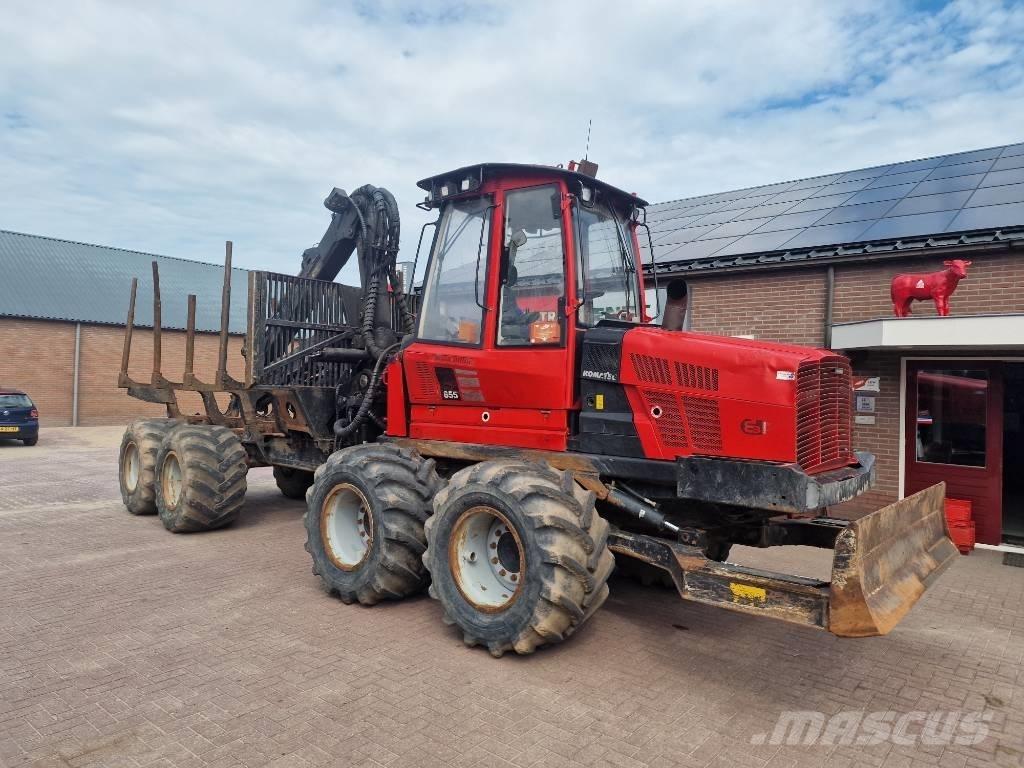 Komatsu 855 Tomruk yükleyici traktörler